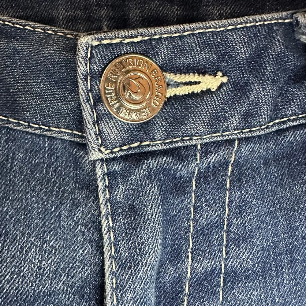 True Religion Low Rise Capri Jeans - Picture 4 of 5